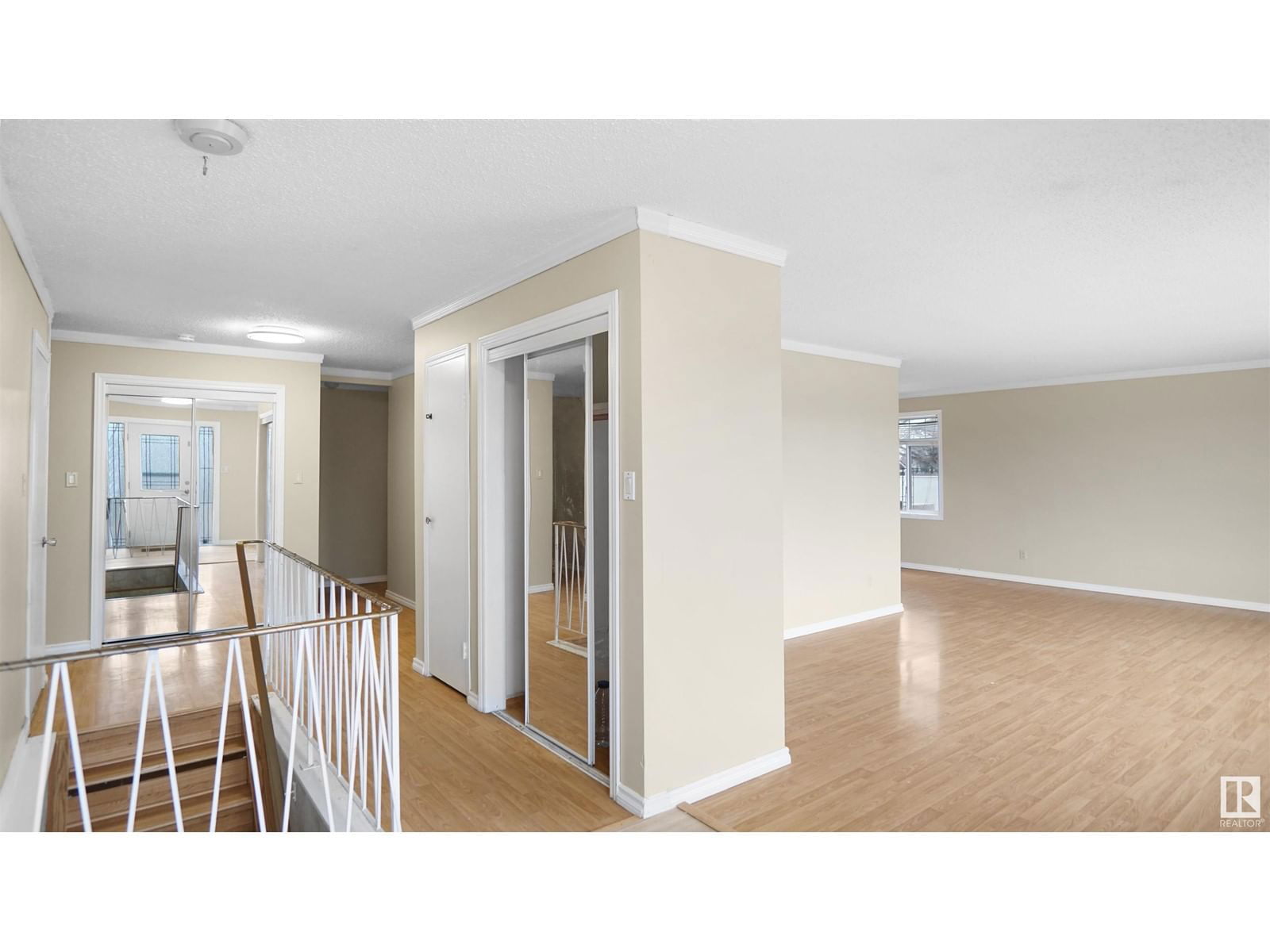 51 HAMILTON CR Image 5