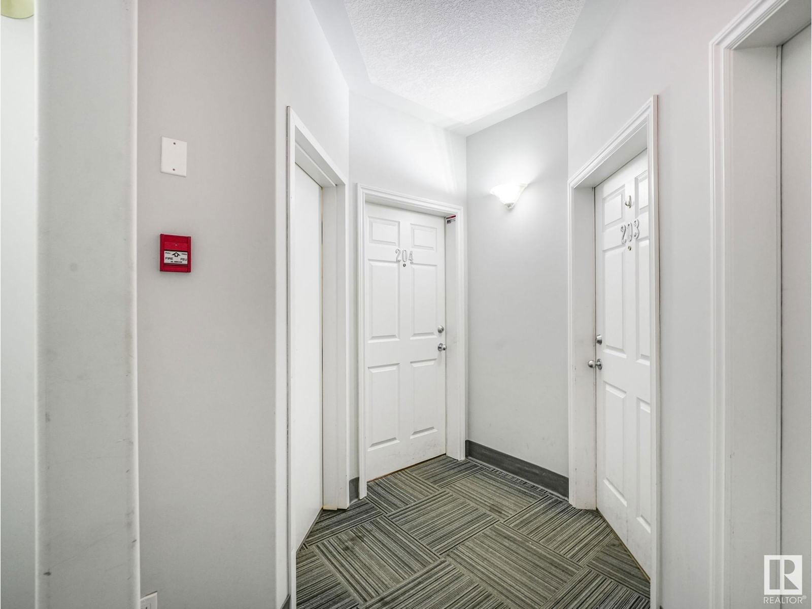#204 - 10011 110 ST Image 35