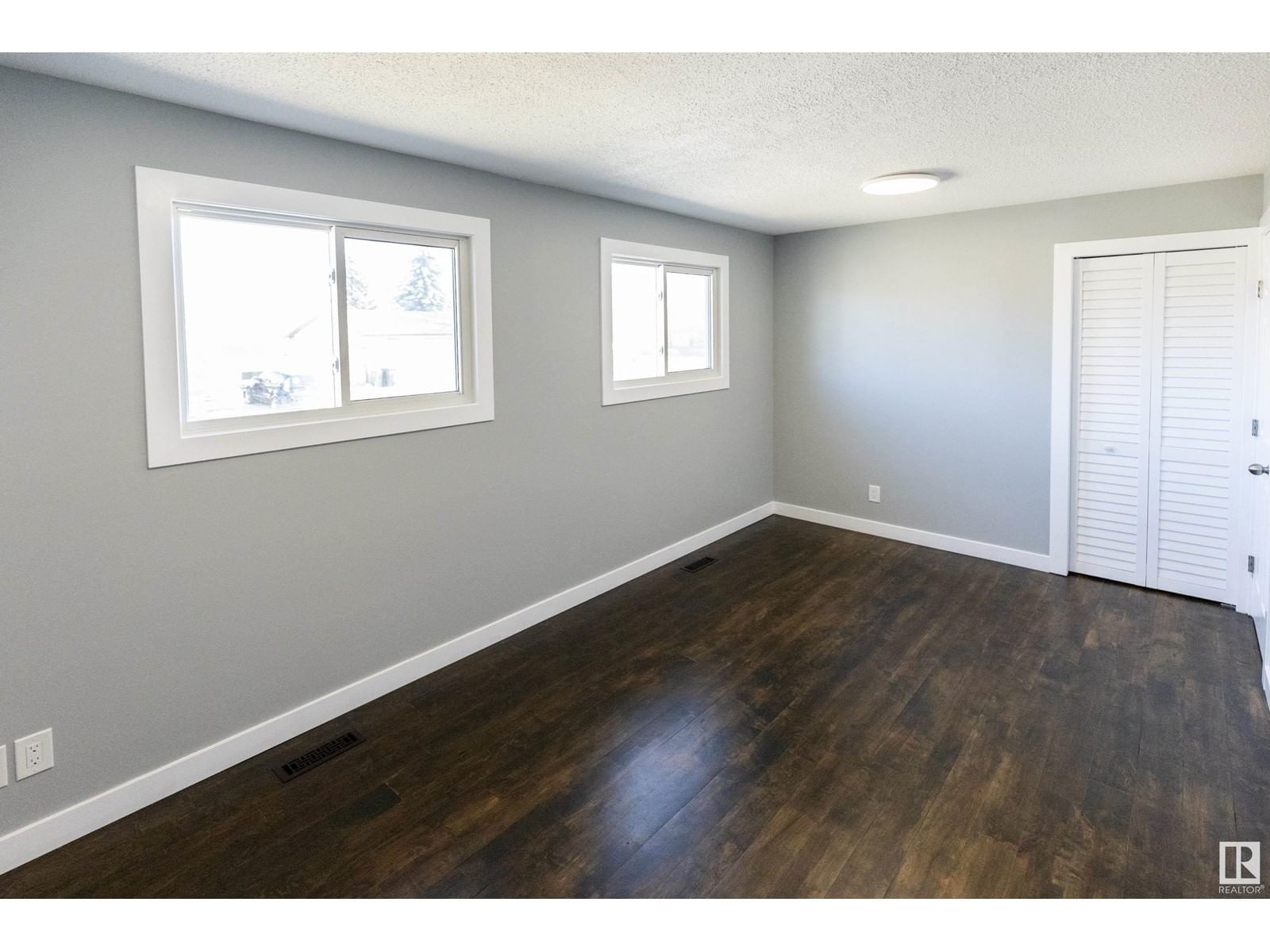 NW - 2115 145 AV Image 14