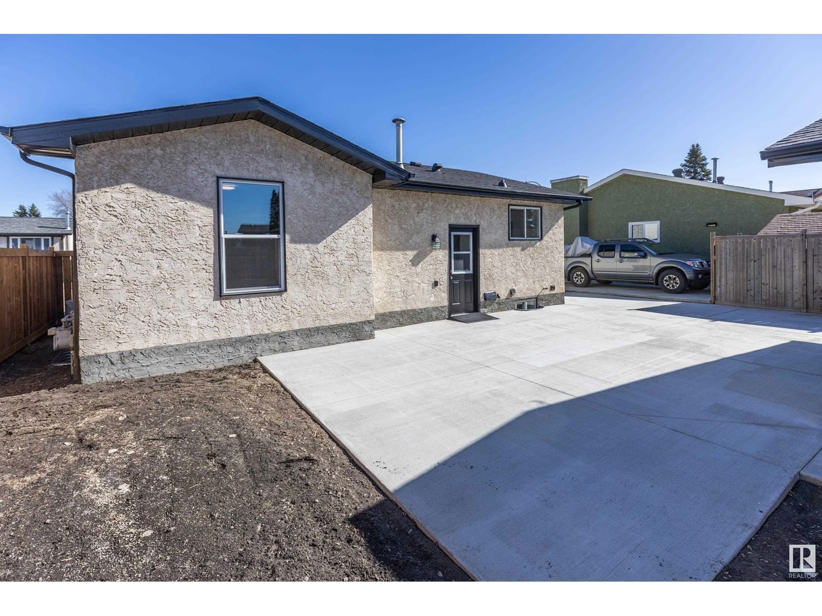 NW - 2115 145 AV Image 27