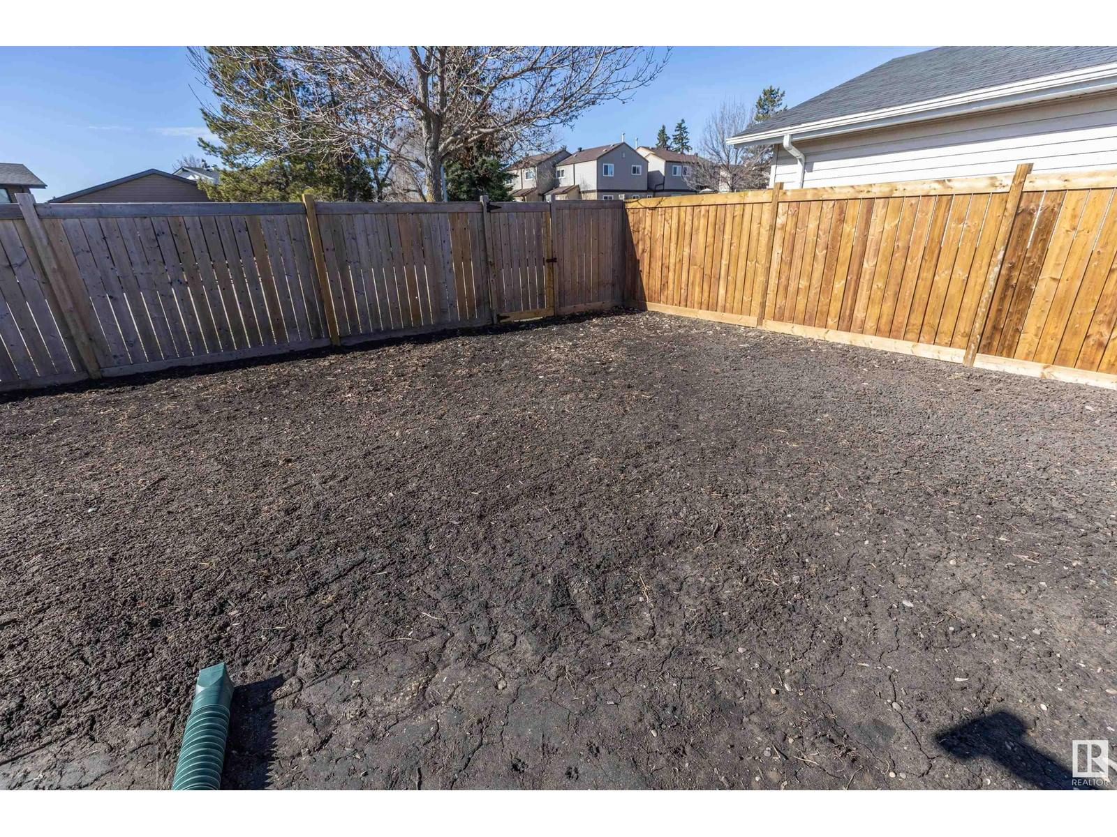 NW - 2115 145 AV Image 29