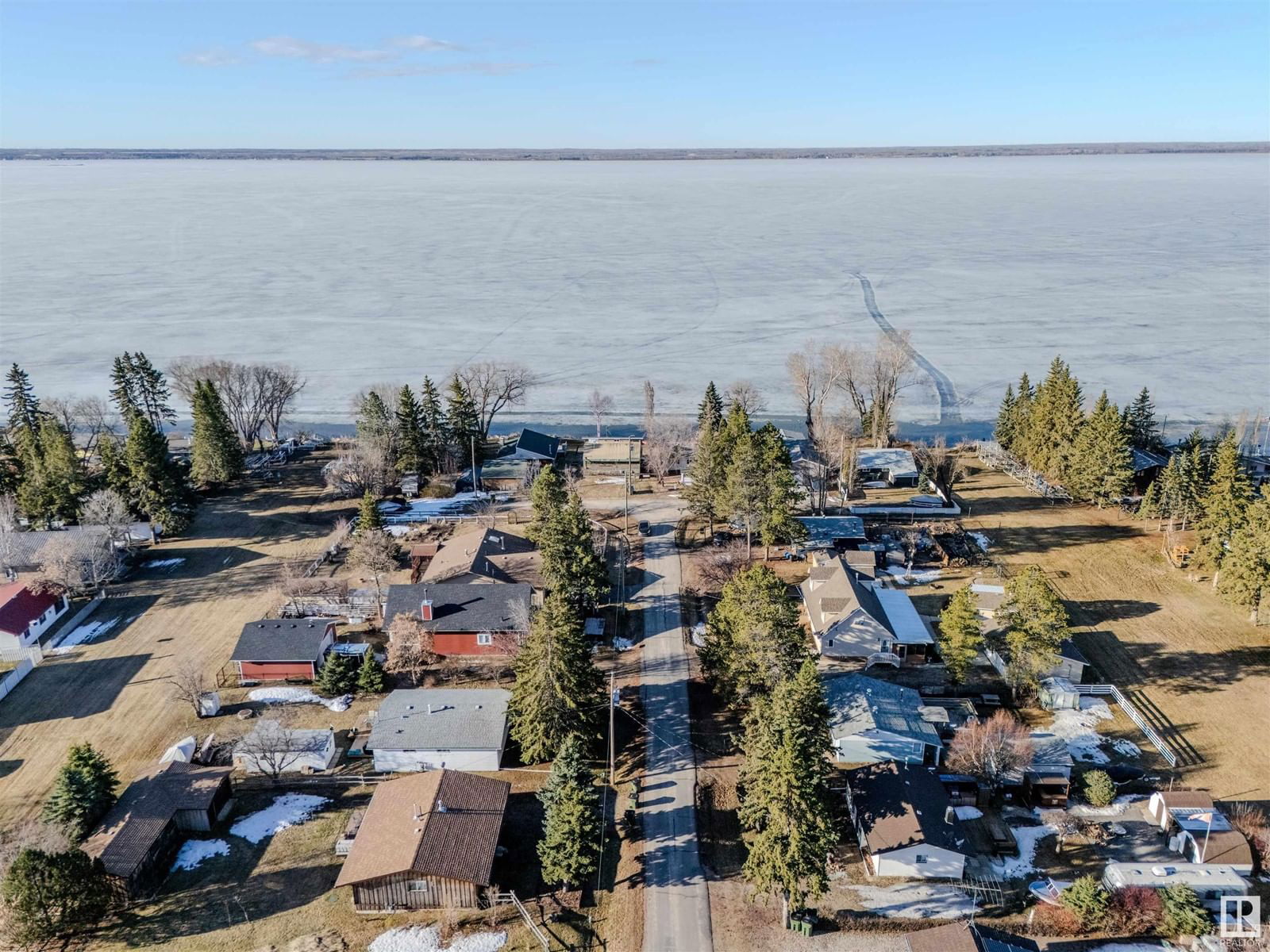 316 3 STREET Image 4