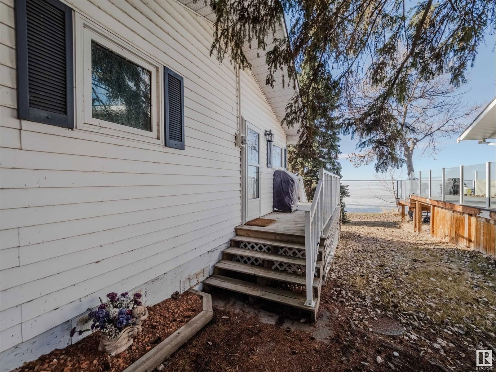316 3 STREET Image 53