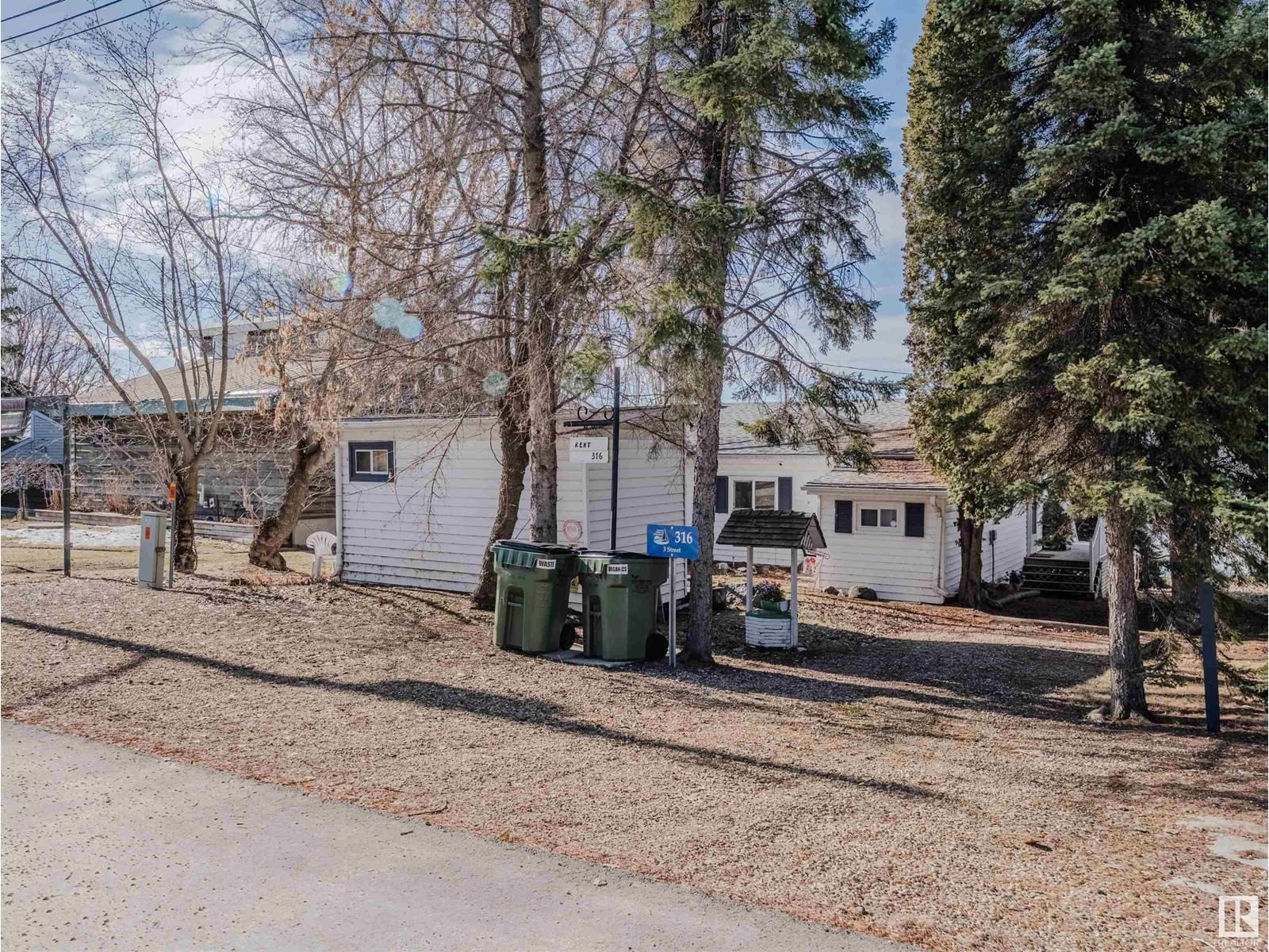 316 3 STREET Image 58