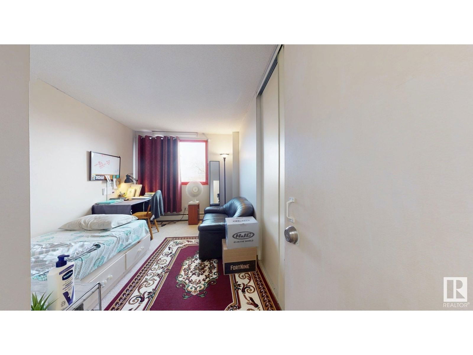 #203 - 9028 JASPER AV Image 13