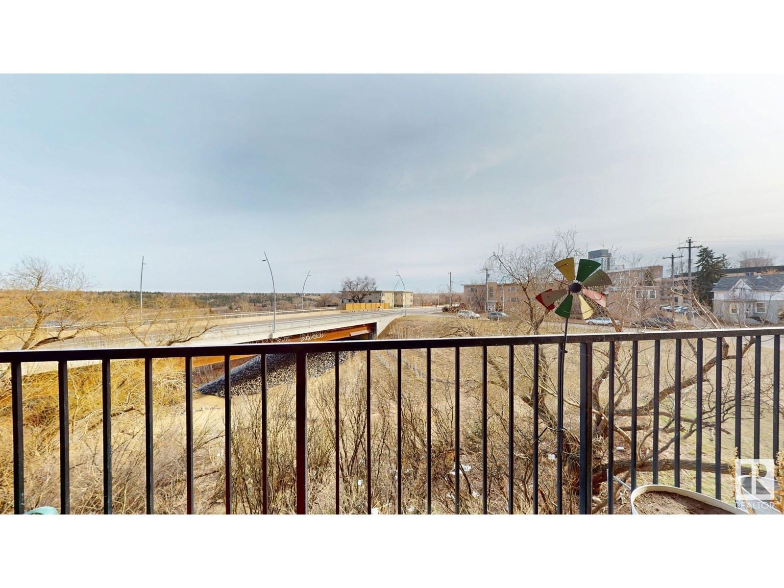 #203 - 9028 JASPER AV Image 18