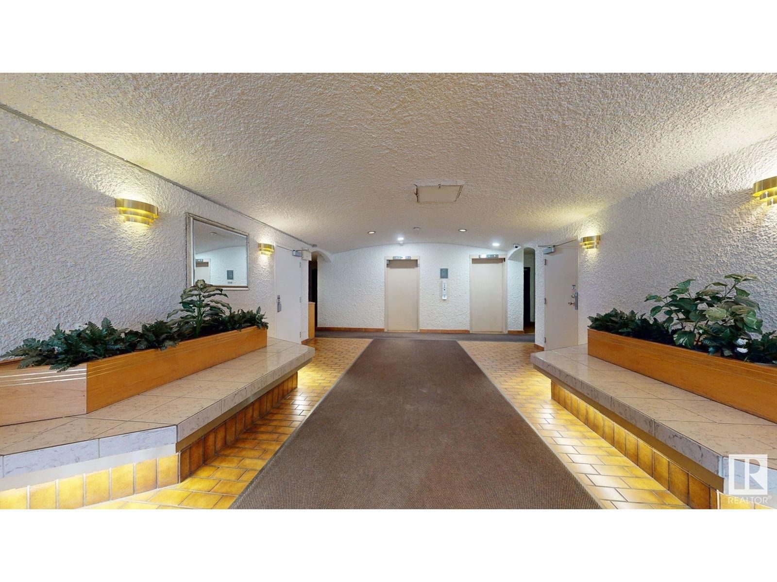 #203 - 9028 JASPER AV Image 23