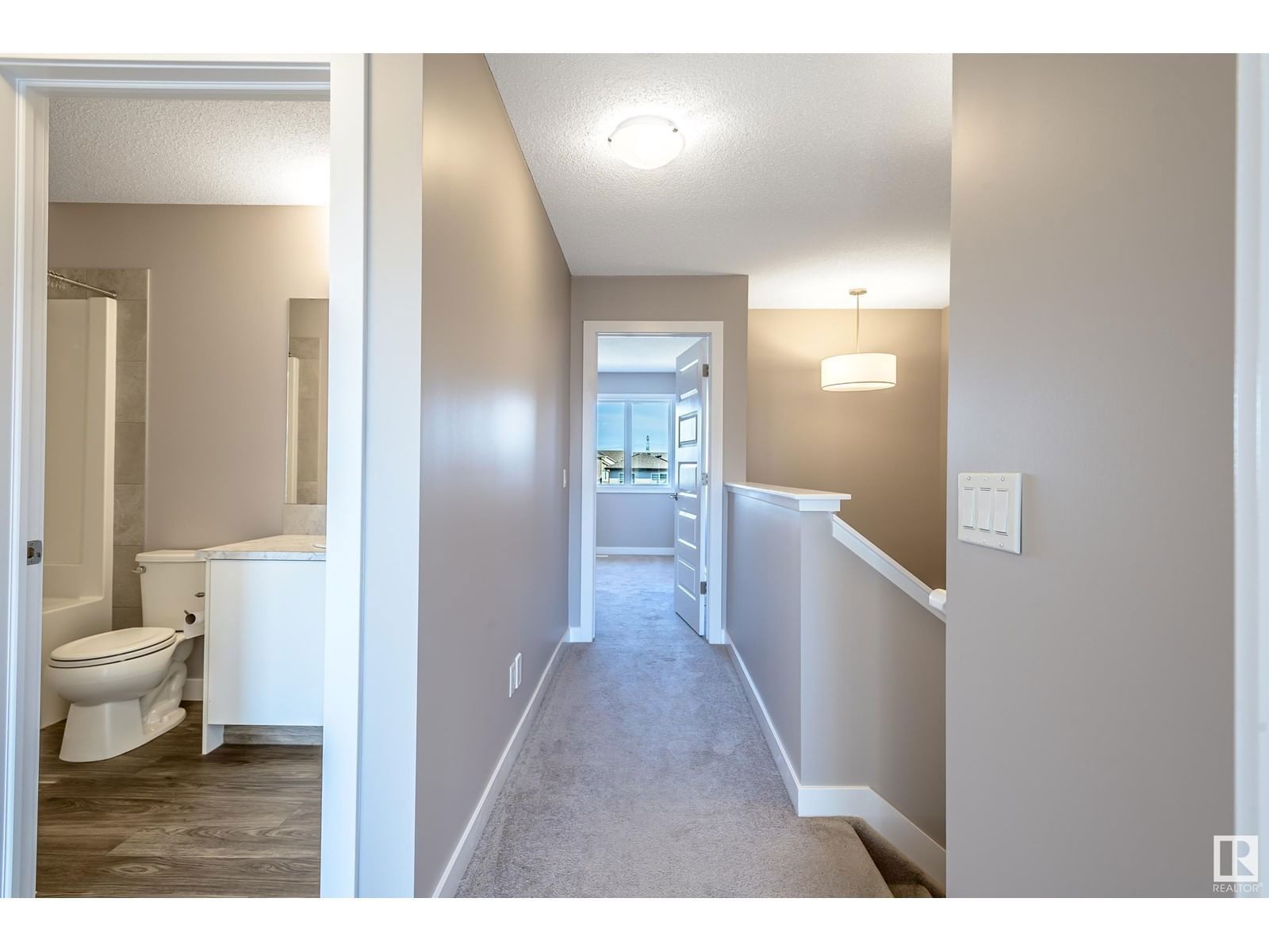 391 CHARLESWORTH DR Image 21