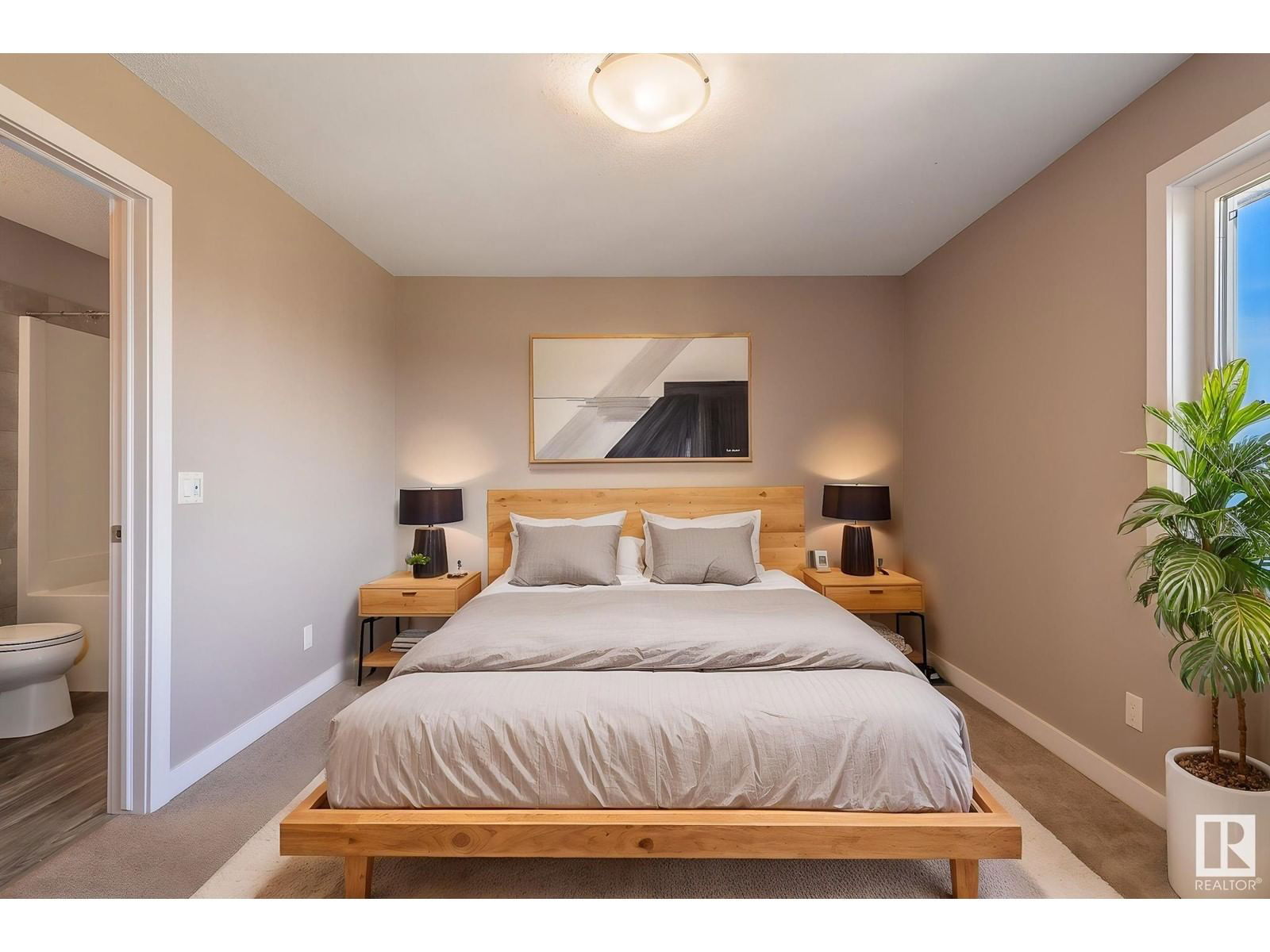 391 CHARLESWORTH DR Image 28