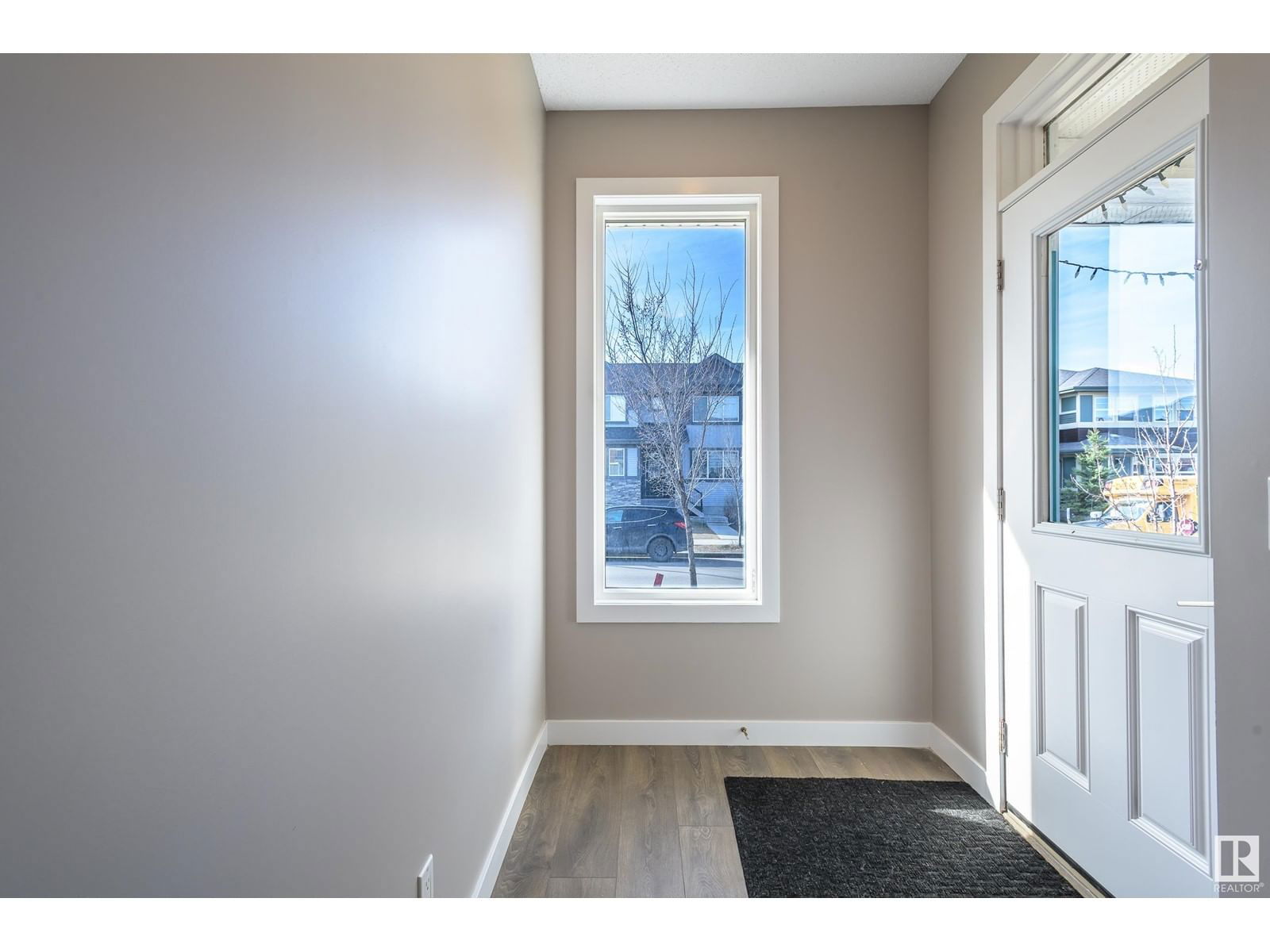 391 CHARLESWORTH DR Image 5