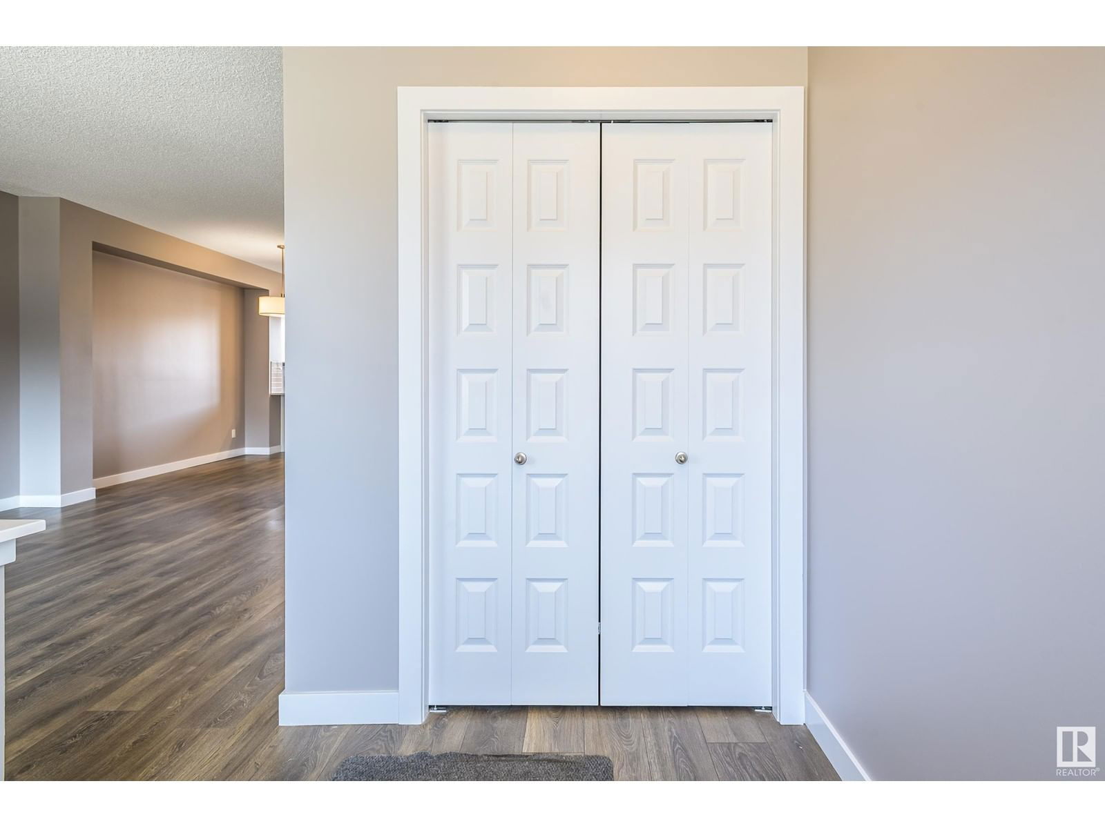 391 CHARLESWORTH DR Image 6