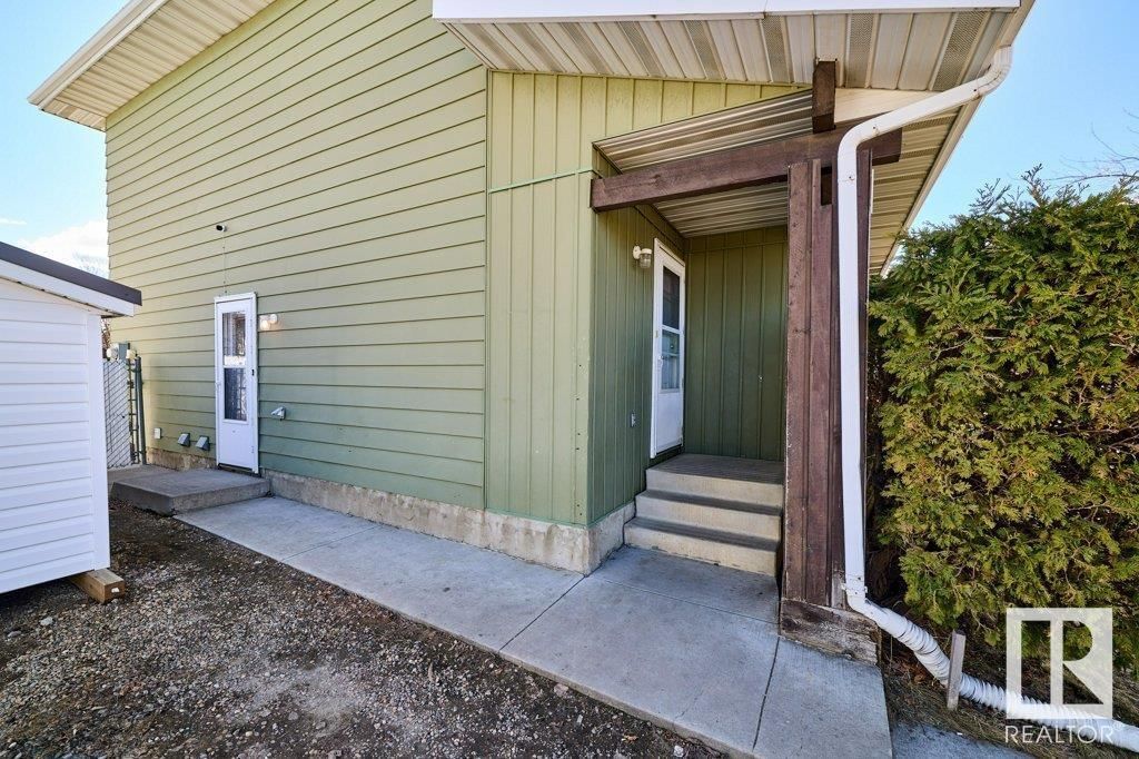 4329 Southpark Dr Leduc, Alberta