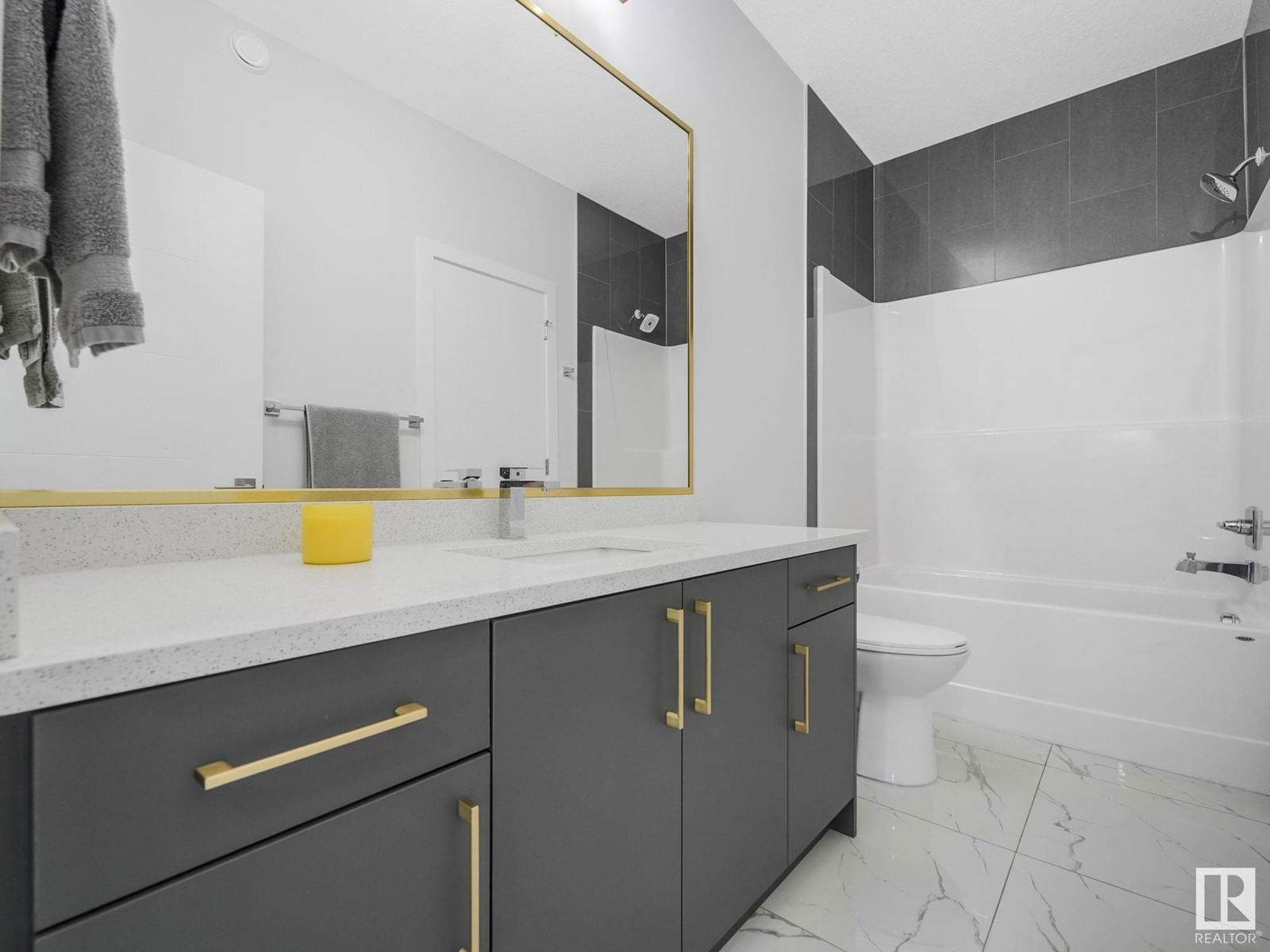 NW - 1104 152 AV Image 24
