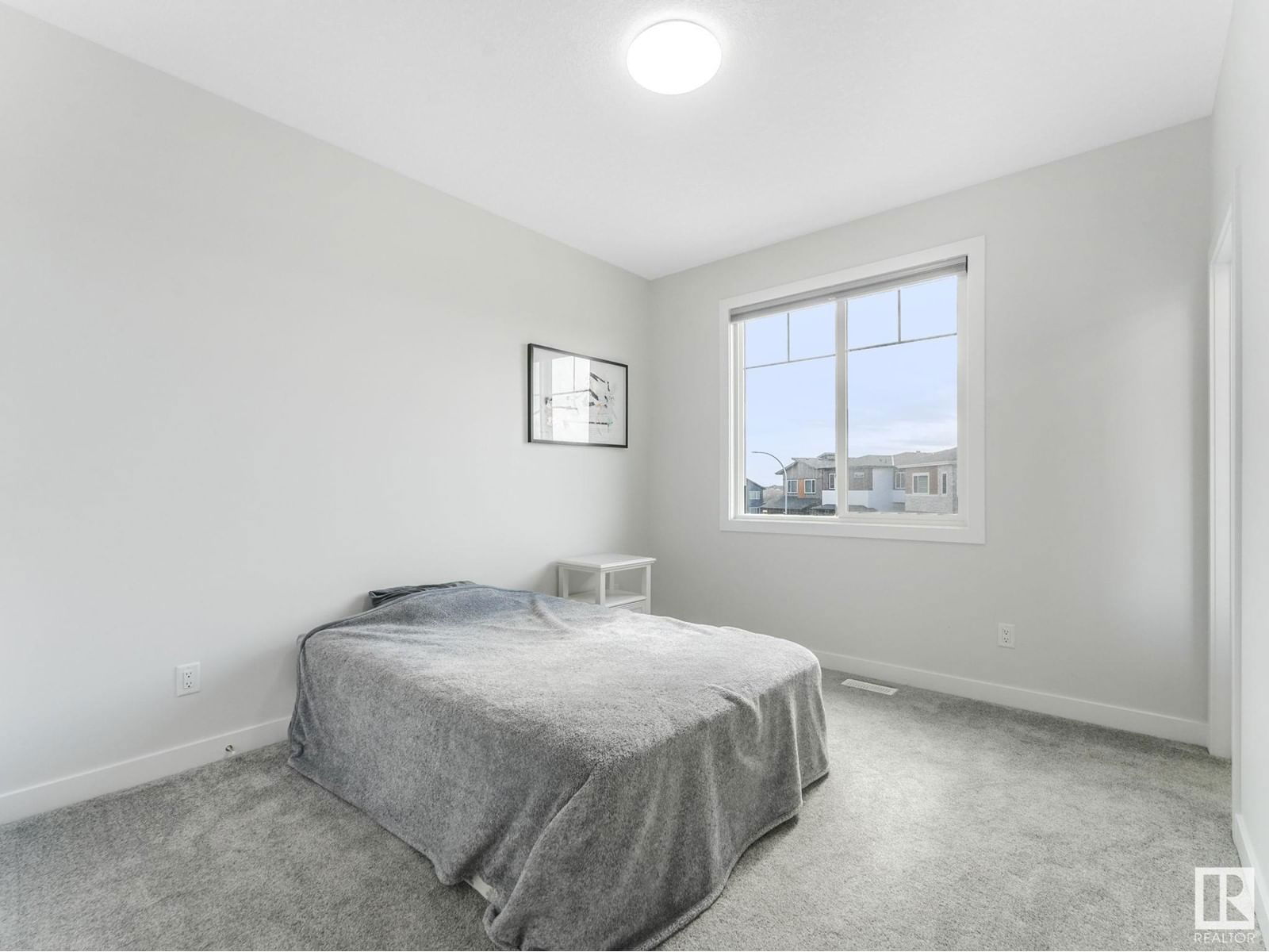 NW - 1104 152 AV Image 26