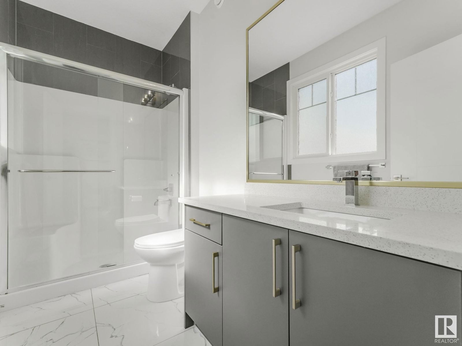 NW - 1104 152 AV Image 28