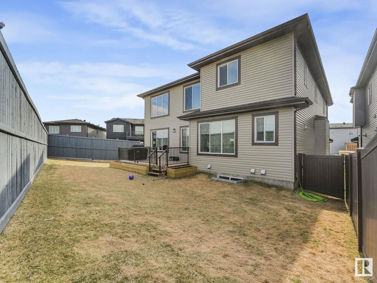 NW - 1104 152 AV Image 33