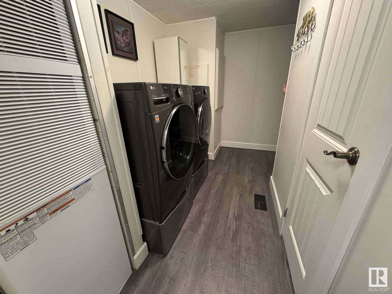 59 3400 48 ST Image 12