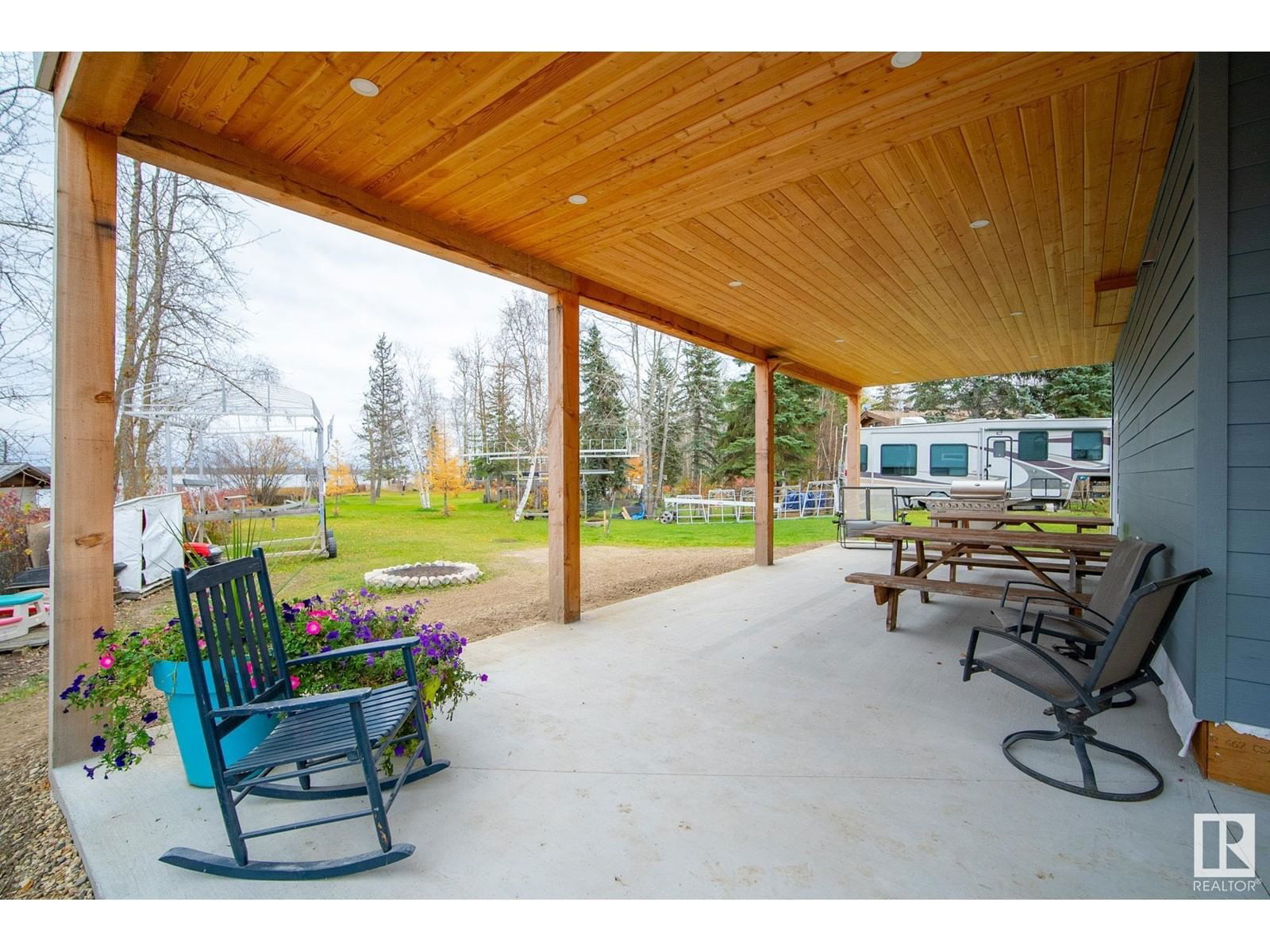 #4 - 3215 TWP ROAD 574 Image 14