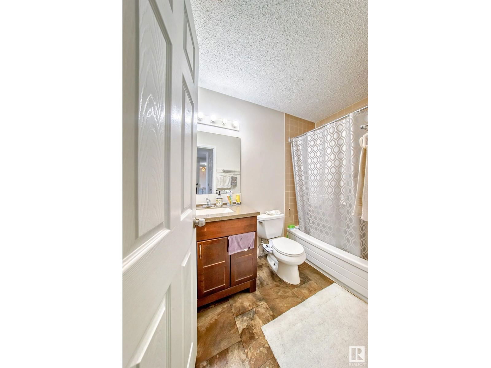 #404 - 10624 123 ST Image 16