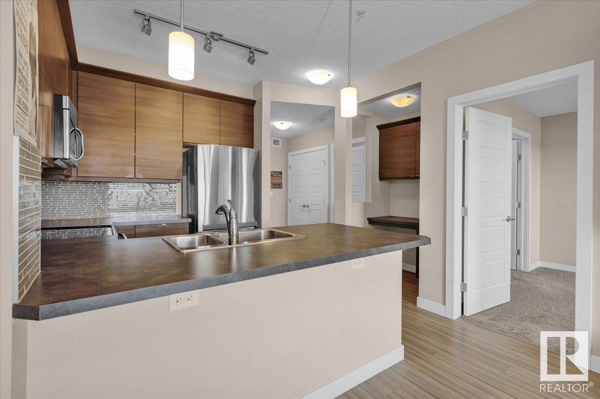 #307 - 2588 ANDERSON WY Image 5
