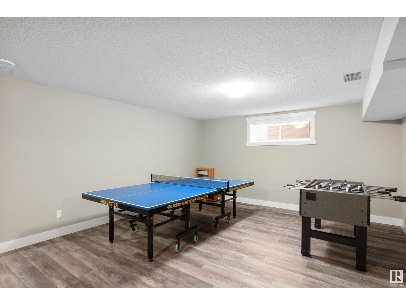 SW - 15632 14 AV Image 39