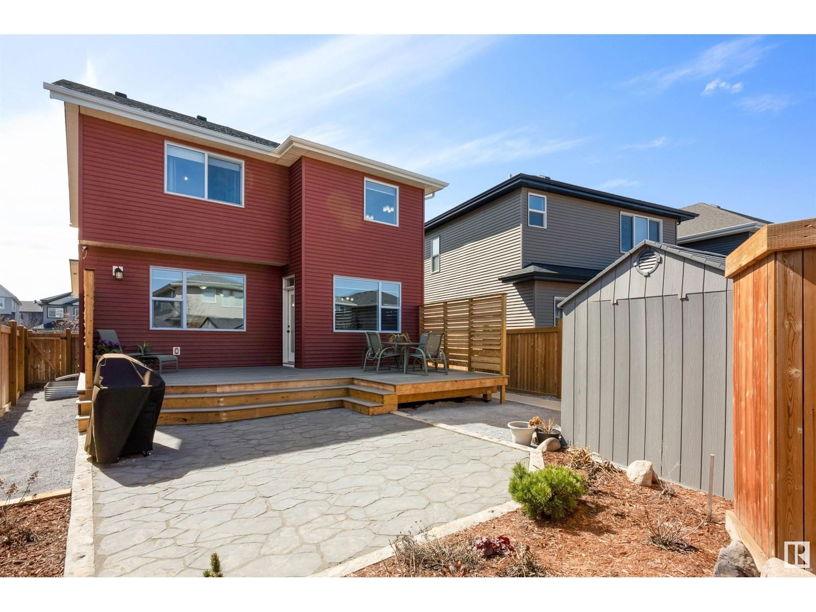 SW - 15632 14 AV Image 44