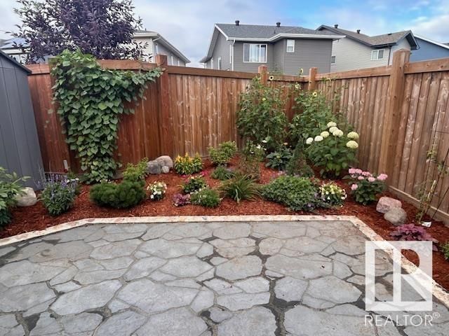 SW - 15632 14 AV Image 47