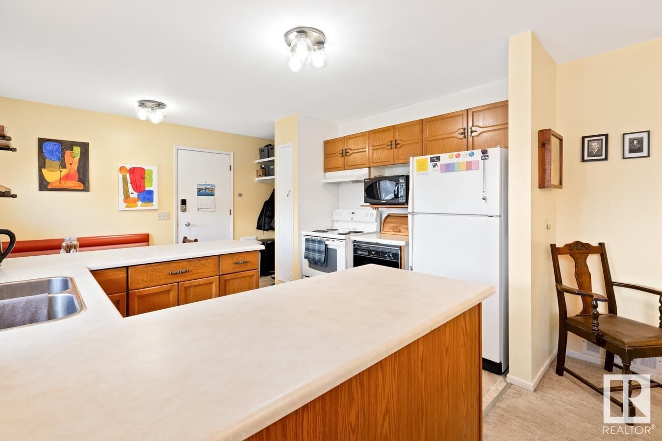 NW - 4904 104A AV Image 15