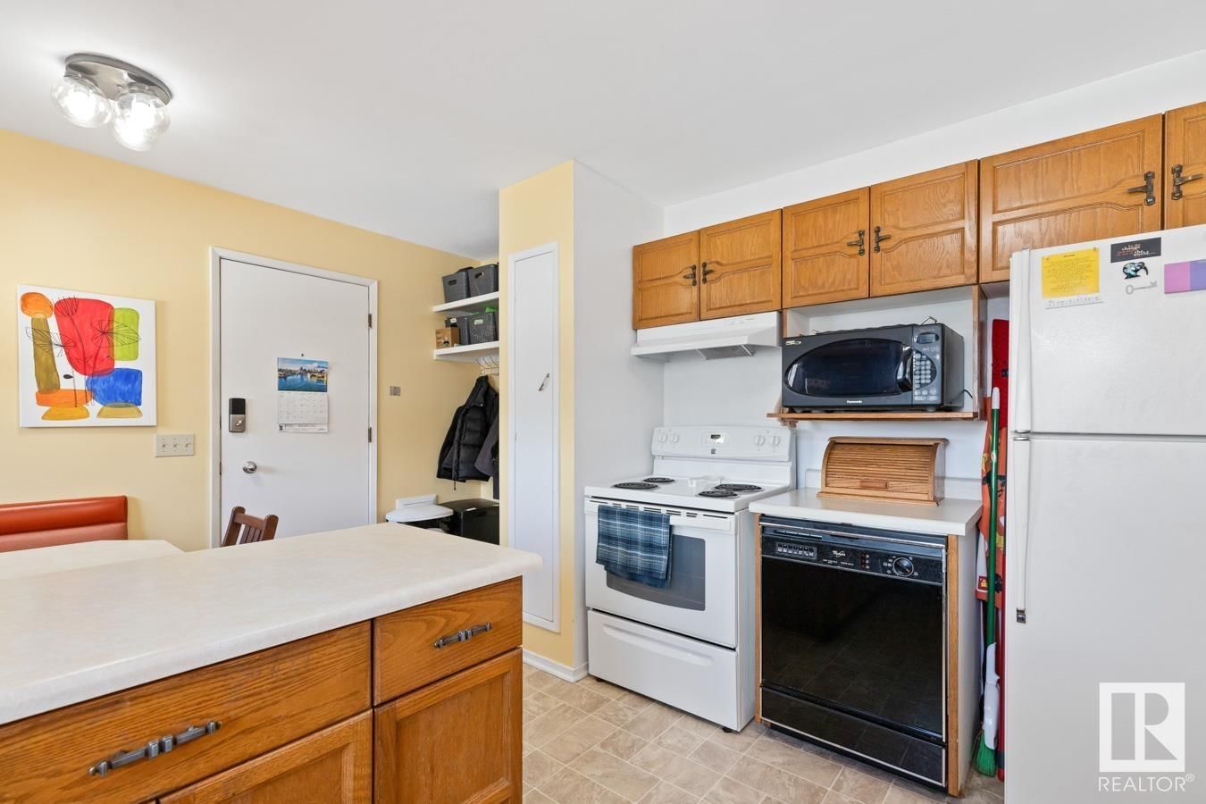 NW - 4904 104A AV Image 16