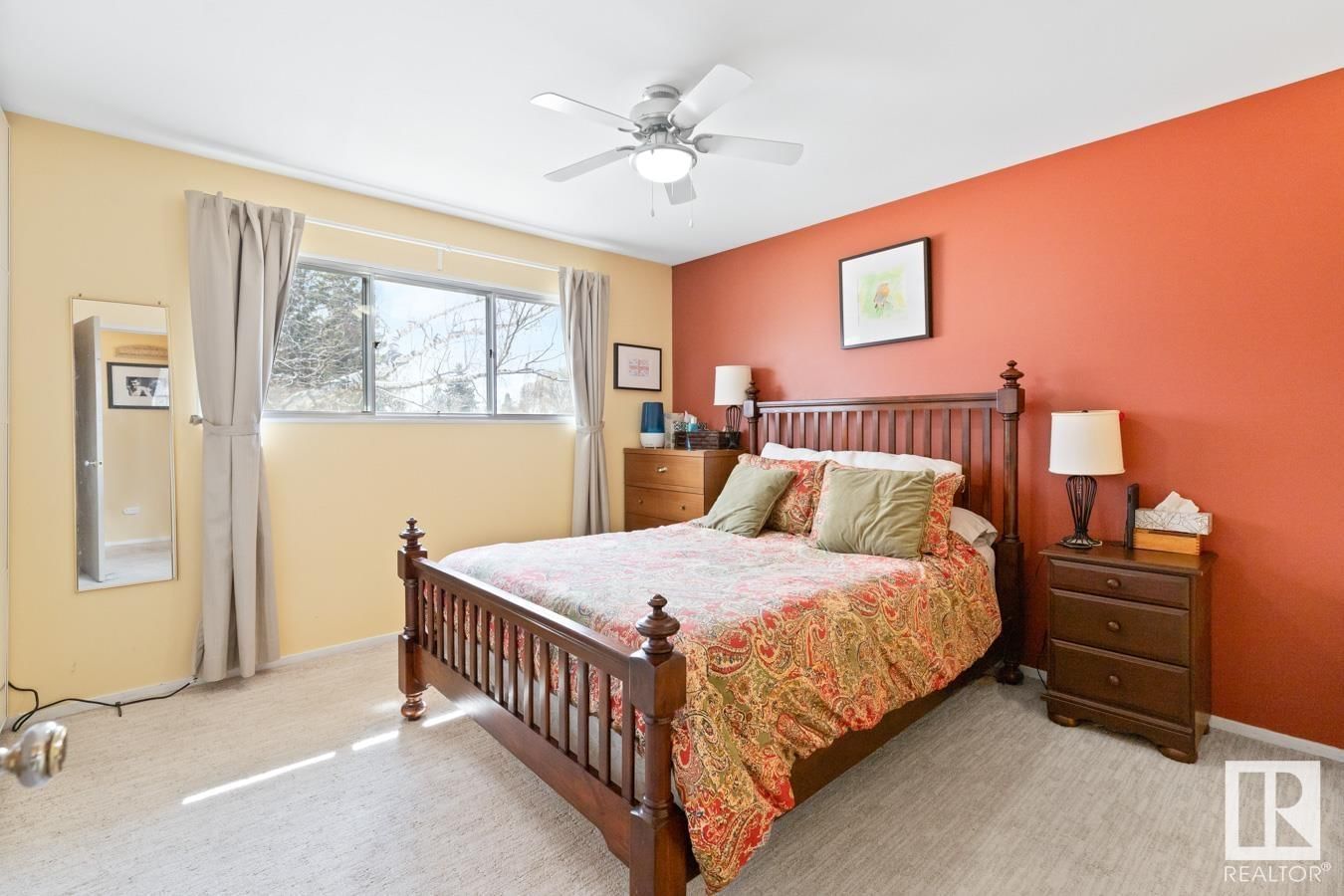 NW - 4904 104A AV Image 19