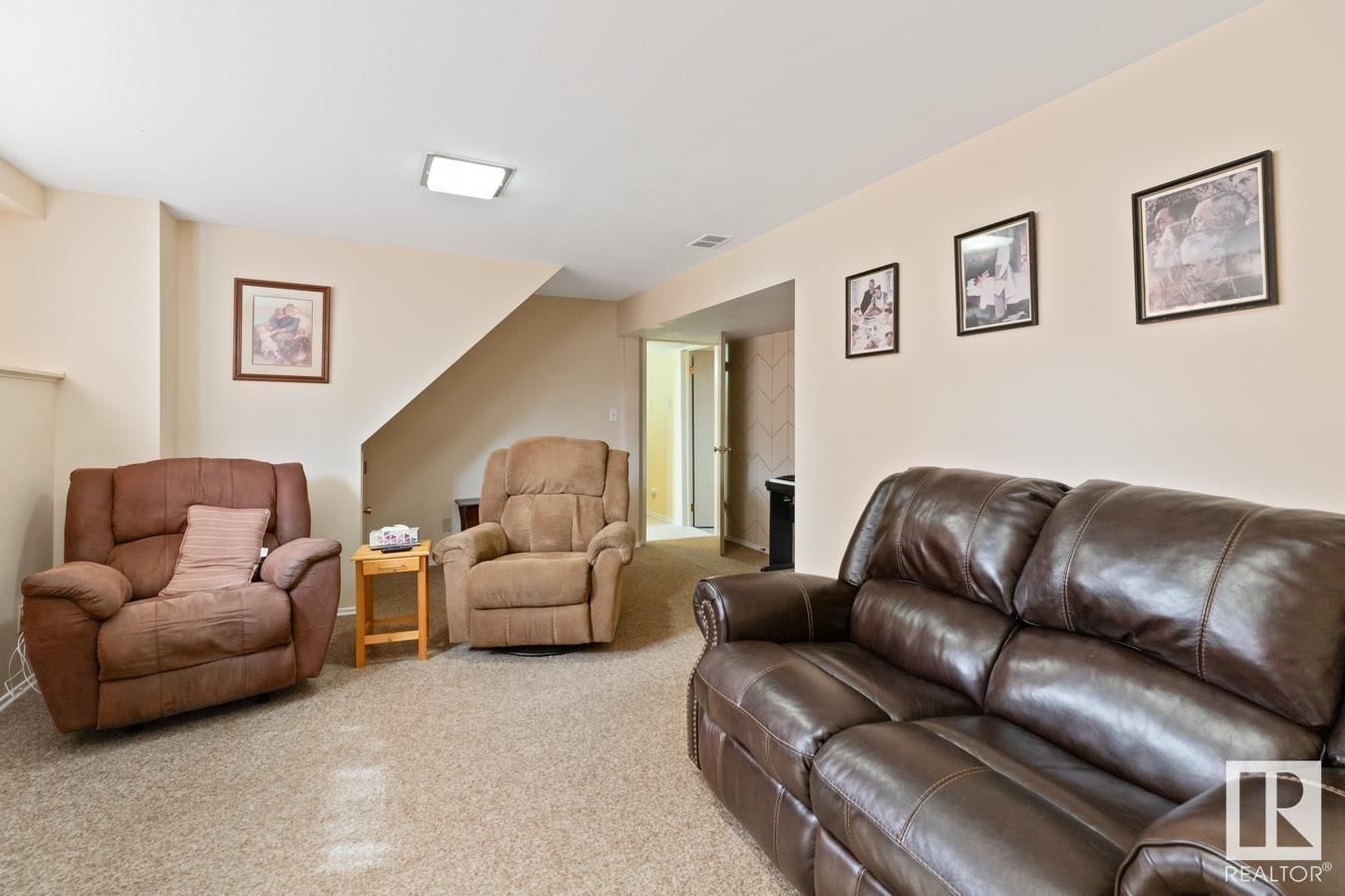 NW - 4904 104A AV Image 26