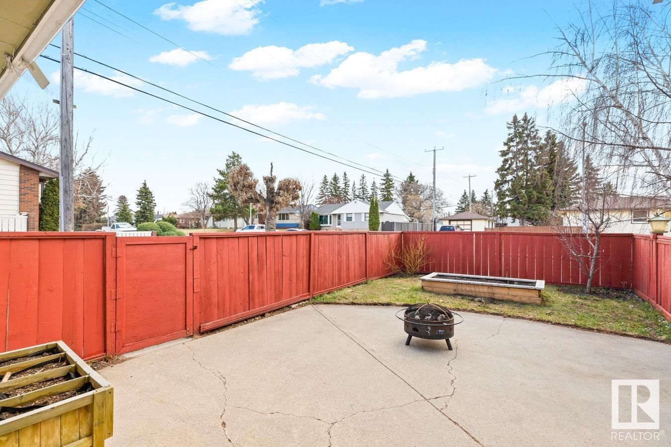 NW - 4904 104A AV Image 36