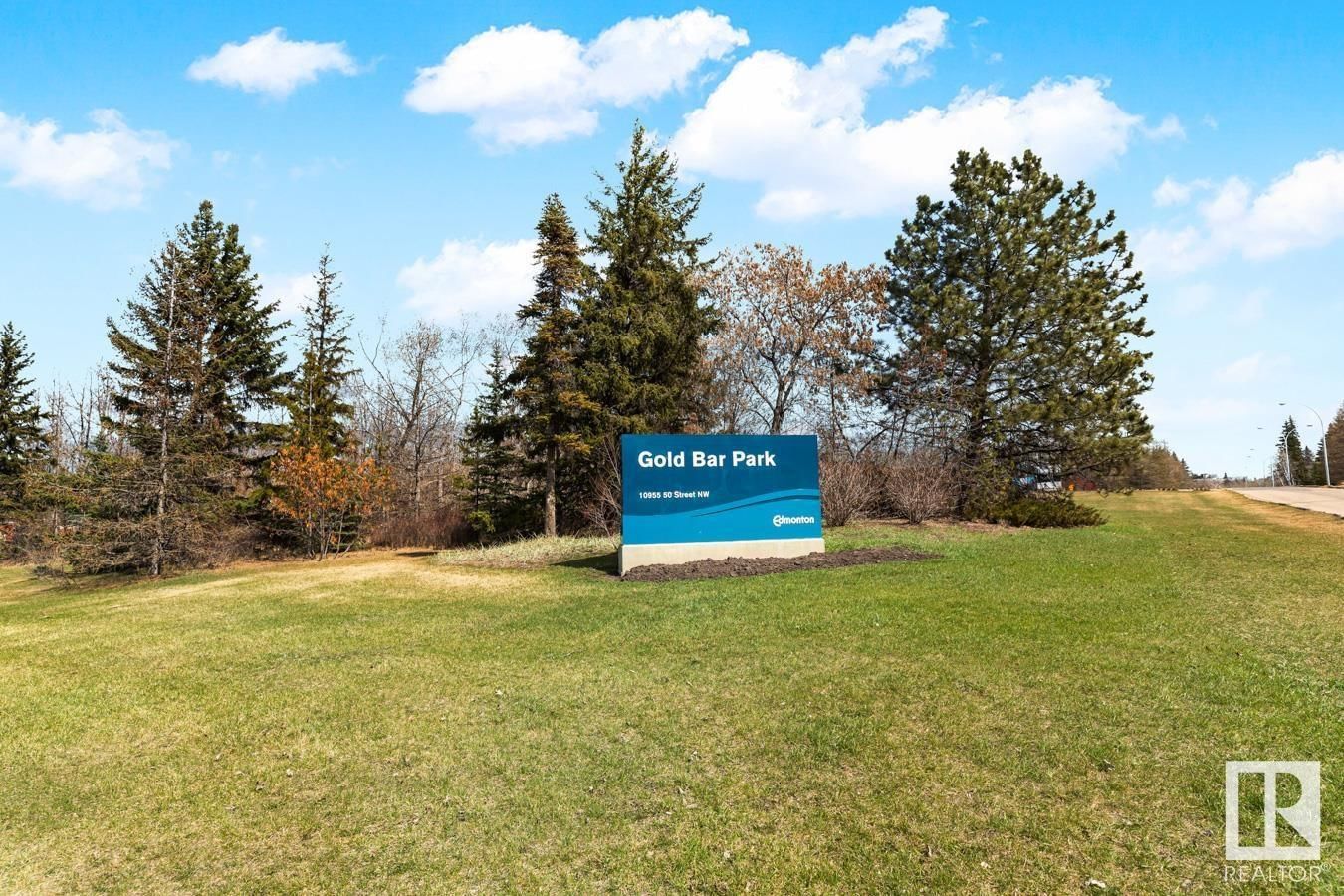 NW - 4904 104A AV Image 42