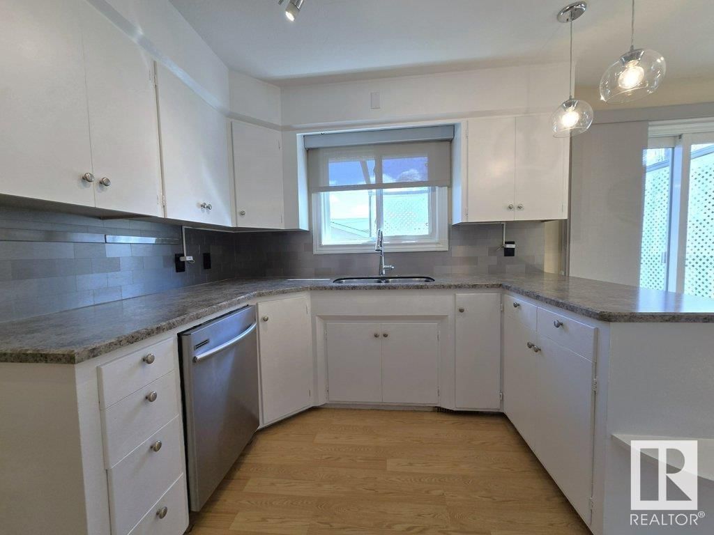4503 48 ST Image 24