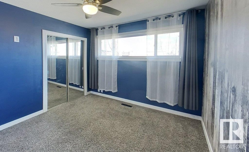 4503 48 ST Image 29