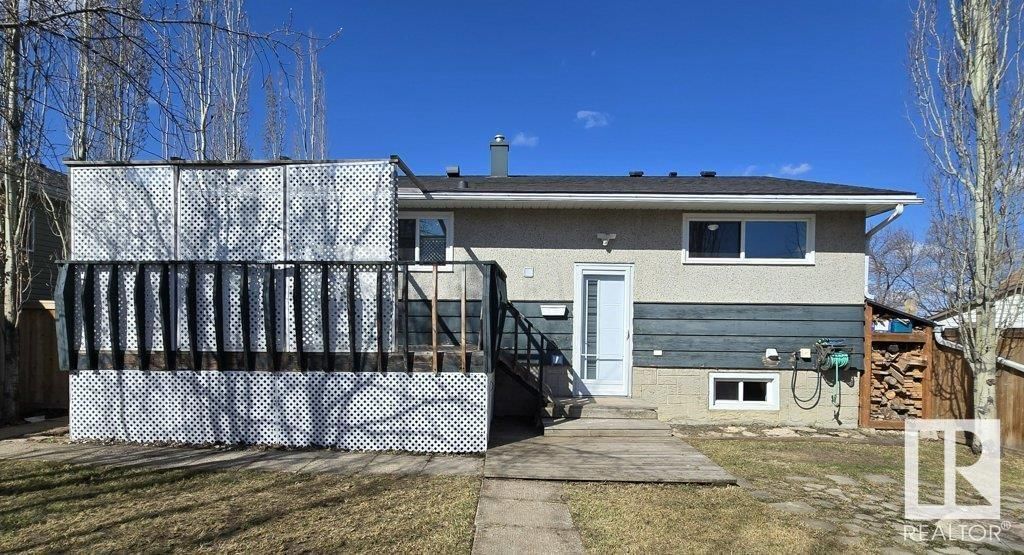 4503 48 ST Image 3