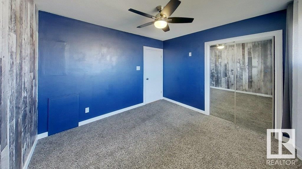 4503 48 ST Image 31