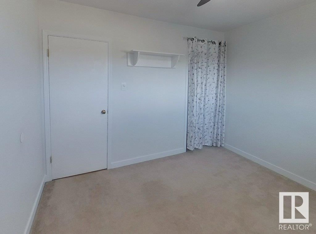 4503 48 ST Image 35