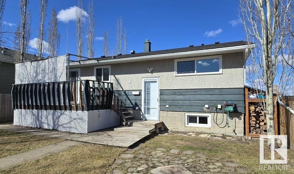 4503 48 ST Image 4