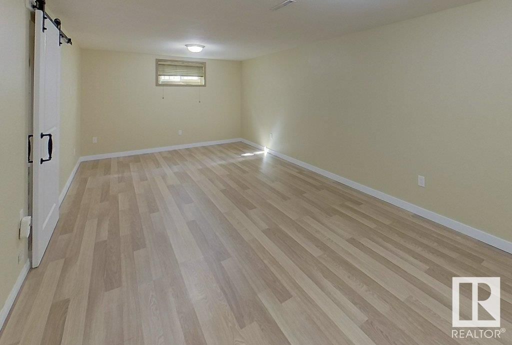 4503 48 ST Image 44