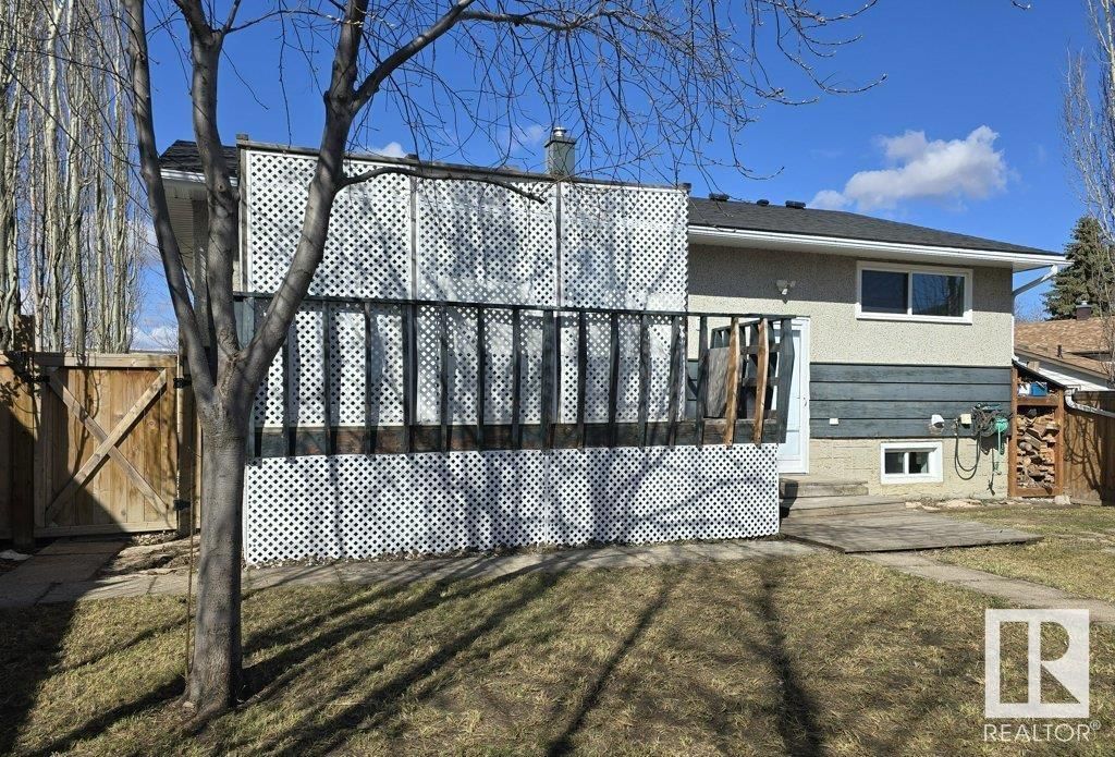 4503 48 ST Image 5
