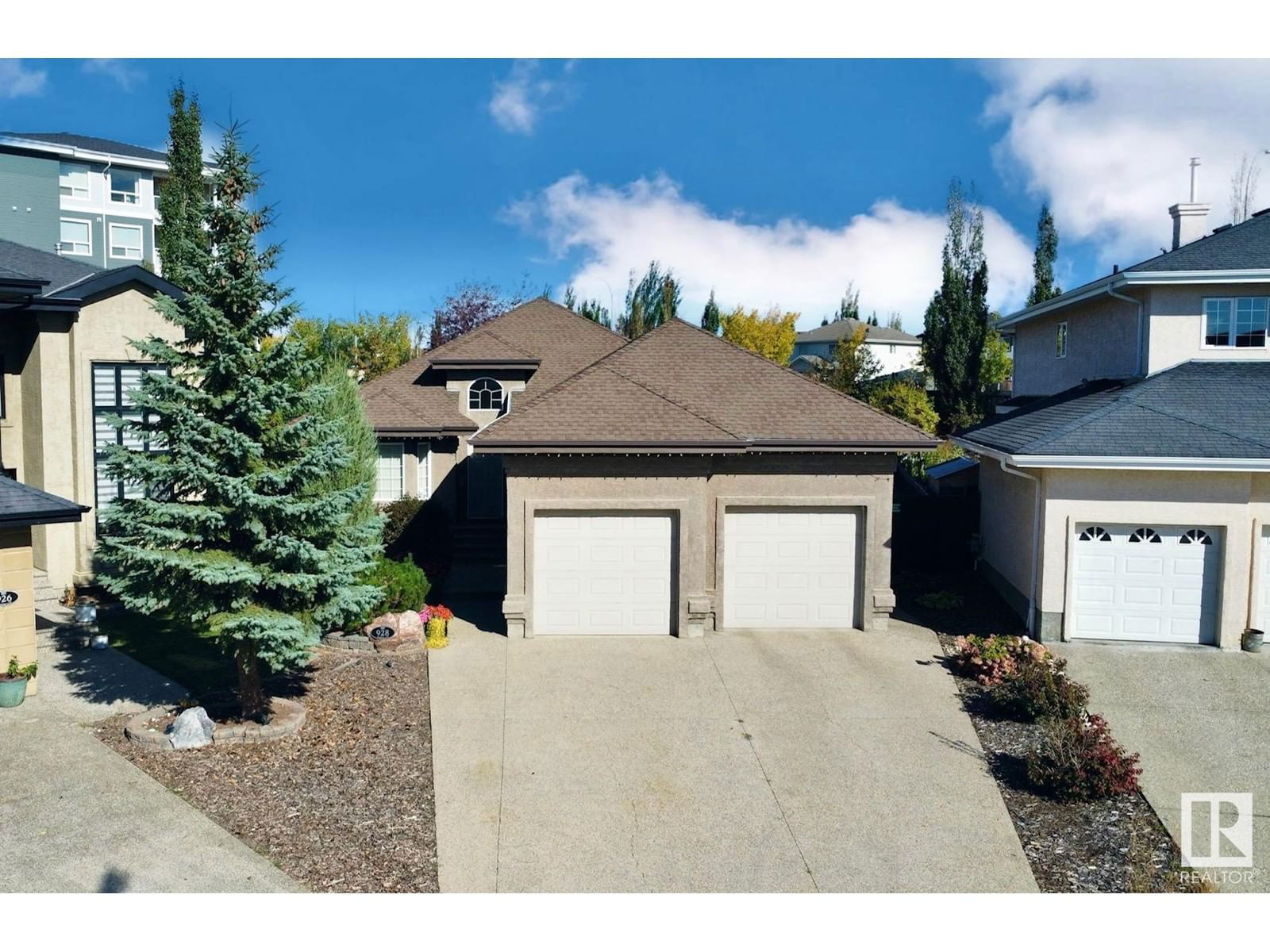 928 THOMPSON PL Image 1