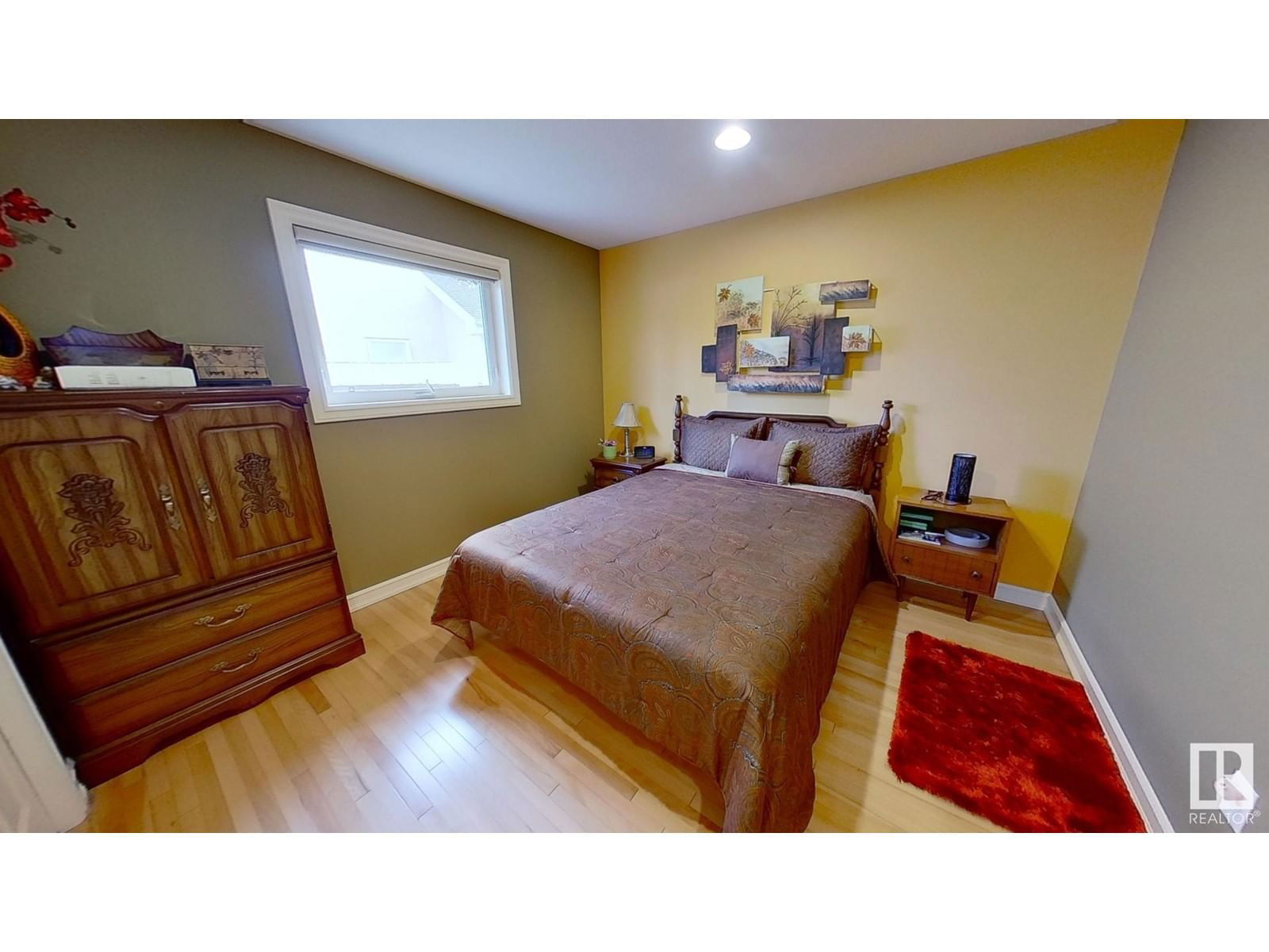 928 THOMPSON PL Image 11