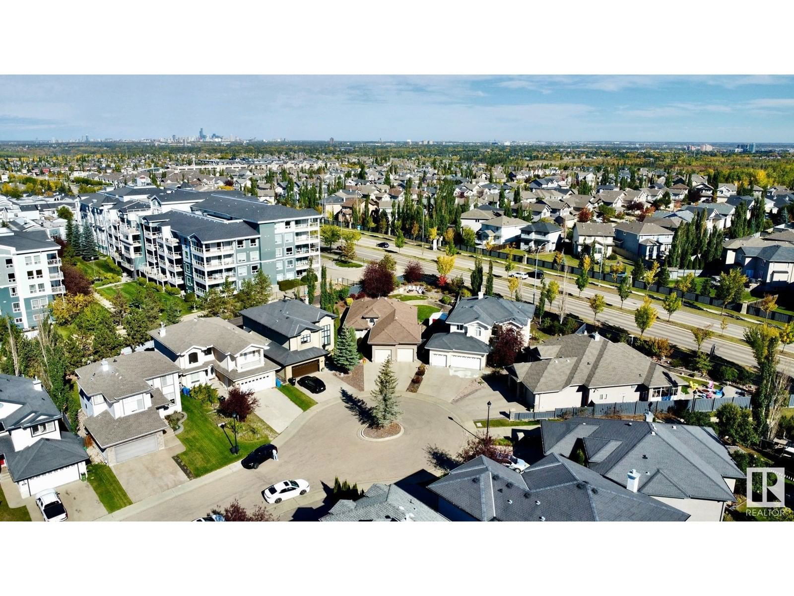 928 THOMPSON PL Image 23