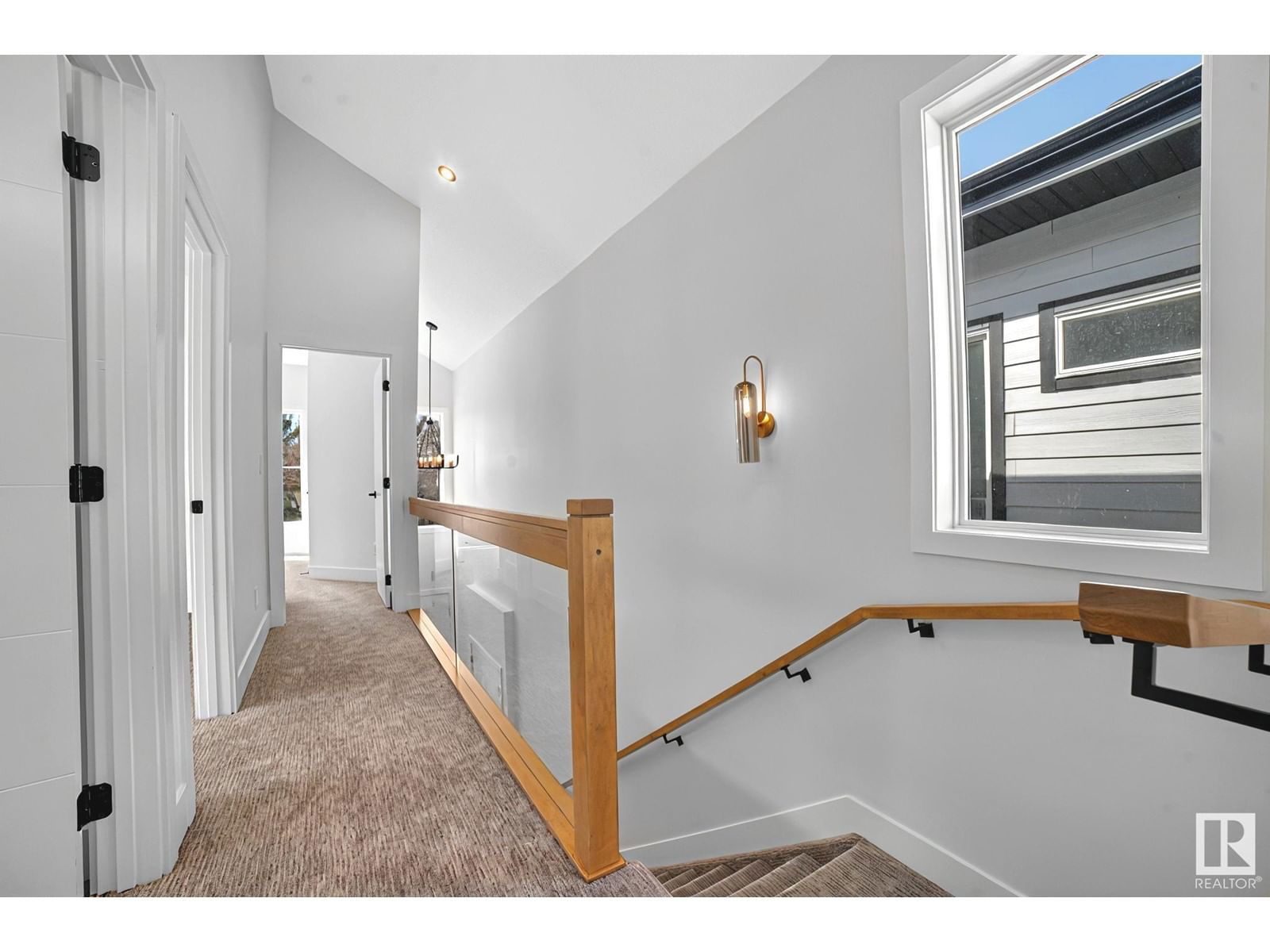 11017 125 ST Image 33