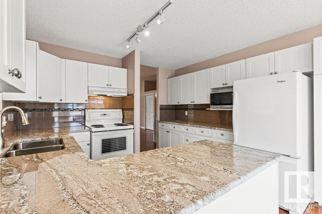 #6 - 920 119 ST Image 34