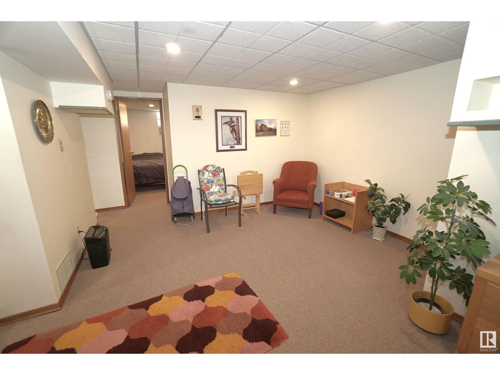 9411 139 Av Edmonton, Alberta