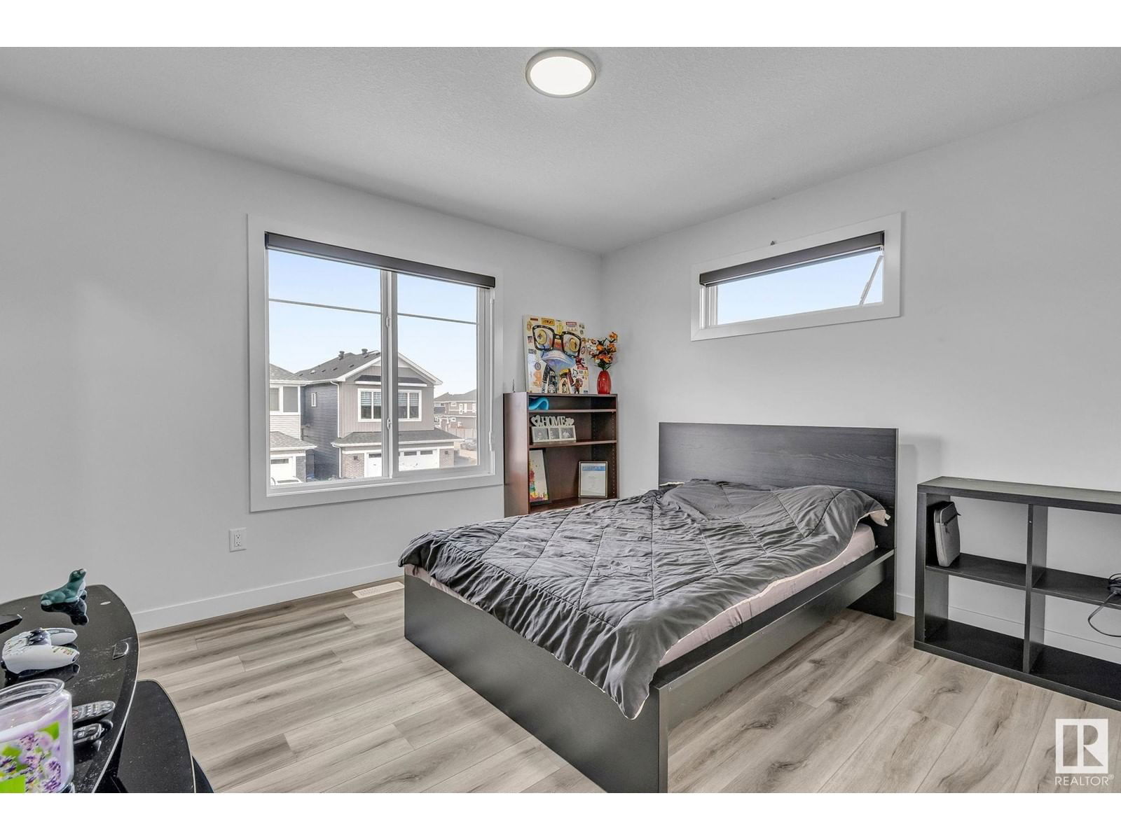SW SW - 16207 34 AV Image 18