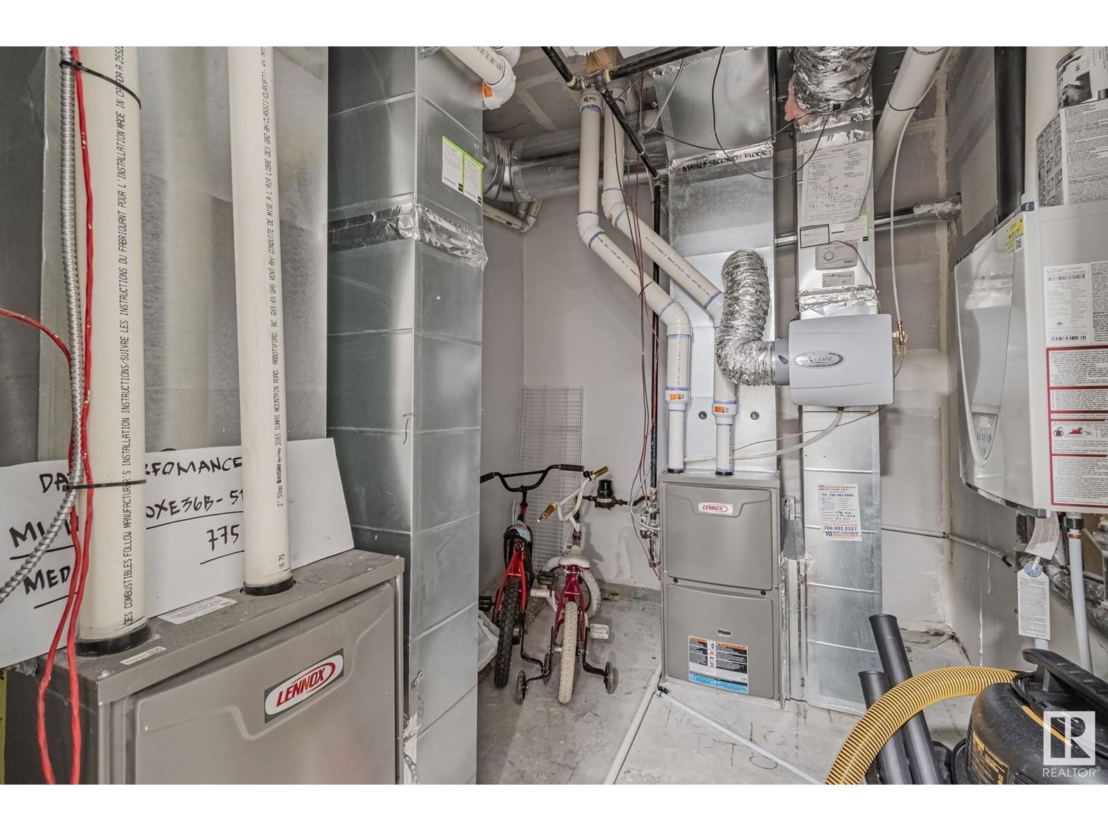 SW SW - 16207 34 AV Image 38