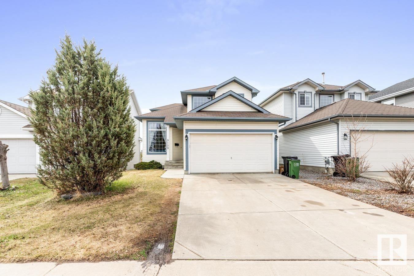 9109 164 Av Edmonton, Alberta